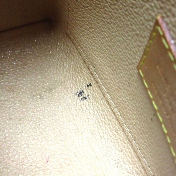 100% Authentic LOUIS VUITTON Pochette Cosmetic PM Monogram Pouch - Picture 8 of 10